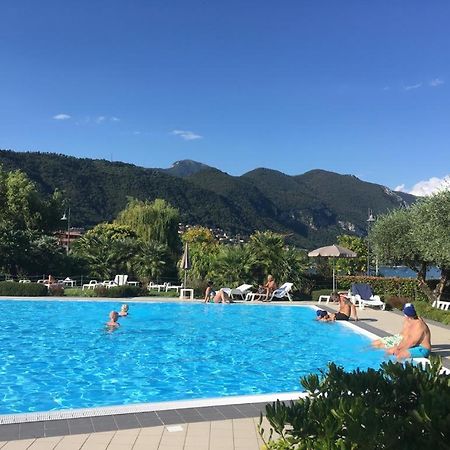 Appartamento Luisa Al Lago D'Iseo Paratico Exterior foto